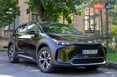 Внедорожник / Кроссовер Toyota bZ4X 2023 в Киеве