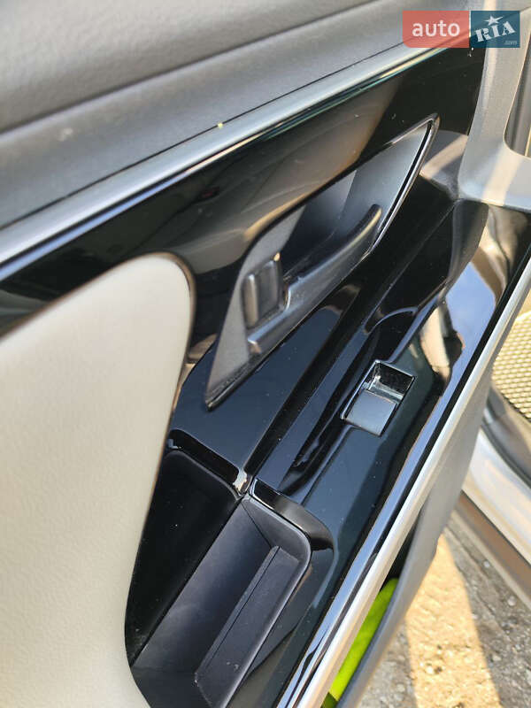 Внедорожник / Кроссовер Toyota bZ4X 2023 в Киеве фото 14 Внедорожник / Кроссовер Toyota bZ4X 2023 в Киеве