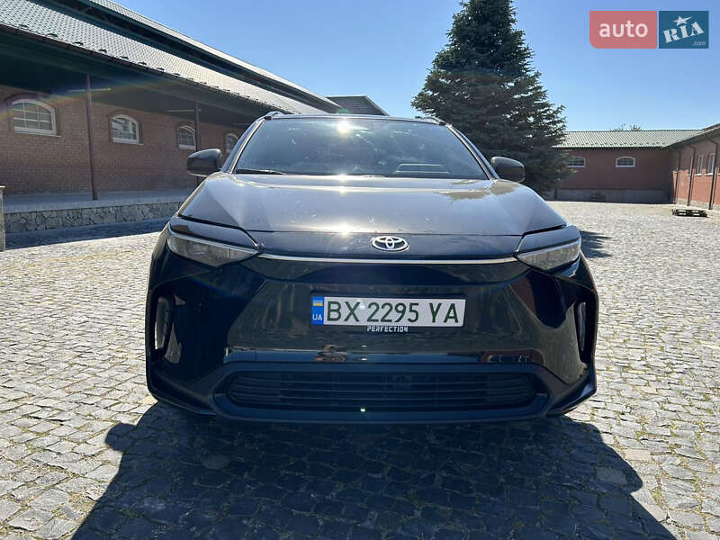 Внедорожник / Кроссовер Toyota bZ4X 2022 в Дунаевцах фото 11 Внедорожник / Кроссовер Toyota bZ4X 2022 в Дунаевцах