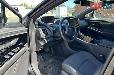 Внедорожник / Кроссовер Toyota bZ4X 2022 в 