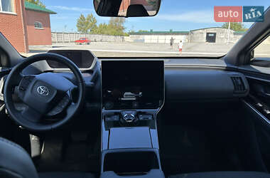 Внедорожник / Кроссовер Toyota bZ4X 2022 в 
