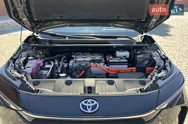 Внедорожник / Кроссовер Toyota bZ4X 2022 в 