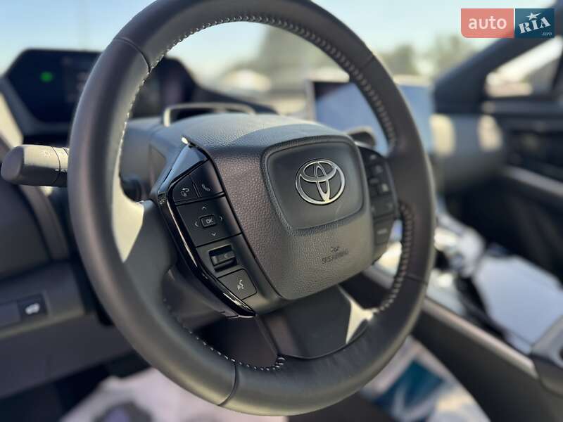 Внедорожник / Кроссовер Toyota bZ4X 2025 в Киеве фото 16 Внедорожник / Кроссовер Toyota bZ4X 2025 в Киеве
