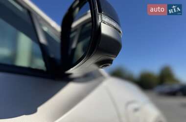 Внедорожник / Кроссовер Toyota bZ4X 2025 в 