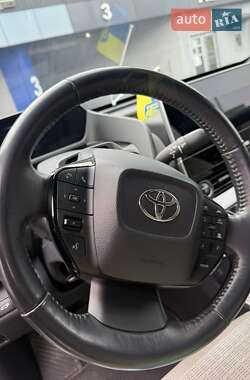 Позашляховик / Кросовер Toyota bZ4X 2023 в 