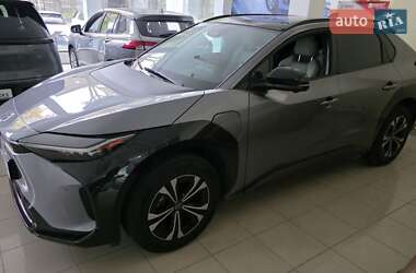 Внедорожник / Кроссовер Toyota bZ4X 2023 в Днепре
