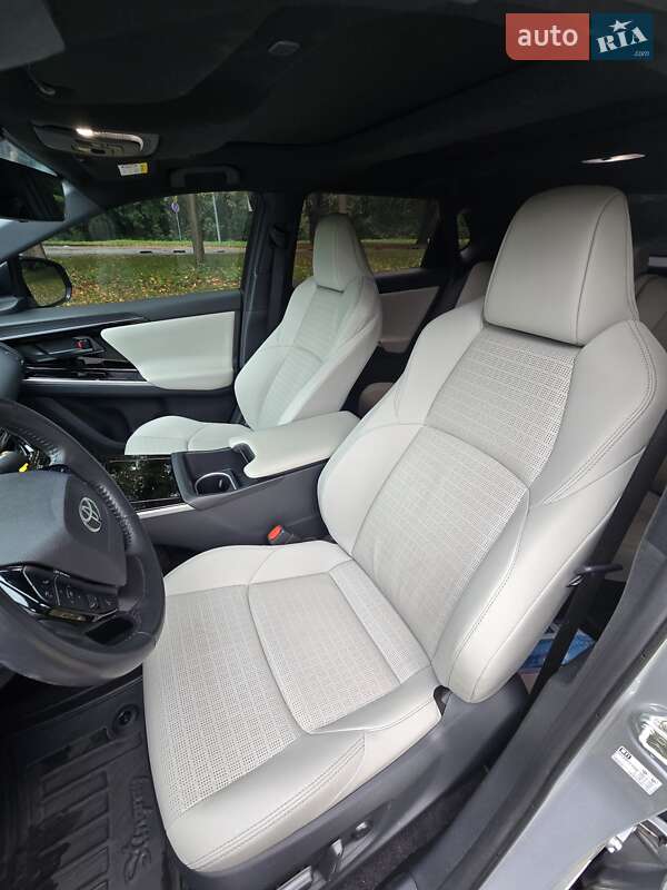 Позашляховик / Кросовер Toyota bZ4X 2022 в Києві