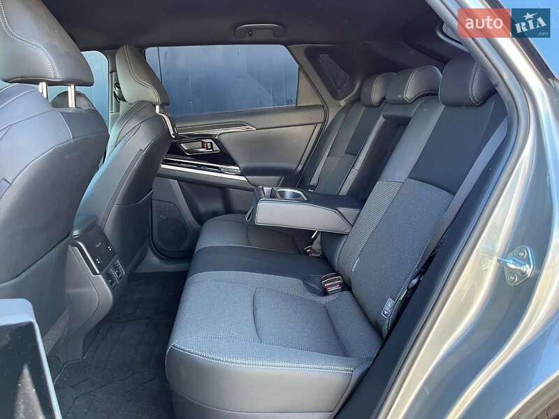 Позашляховик / Кросовер Toyota bZ4X 2023 в Києві фото 10 Позашляховик / Кросовер Toyota bZ4X 2023 в Києві