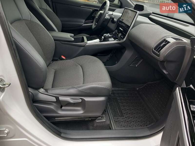 Внедорожник / Кроссовер Toyota bZ4X 2023 в Луцке фото 26 Внедорожник / Кроссовер Toyota bZ4X 2023 в Луцке