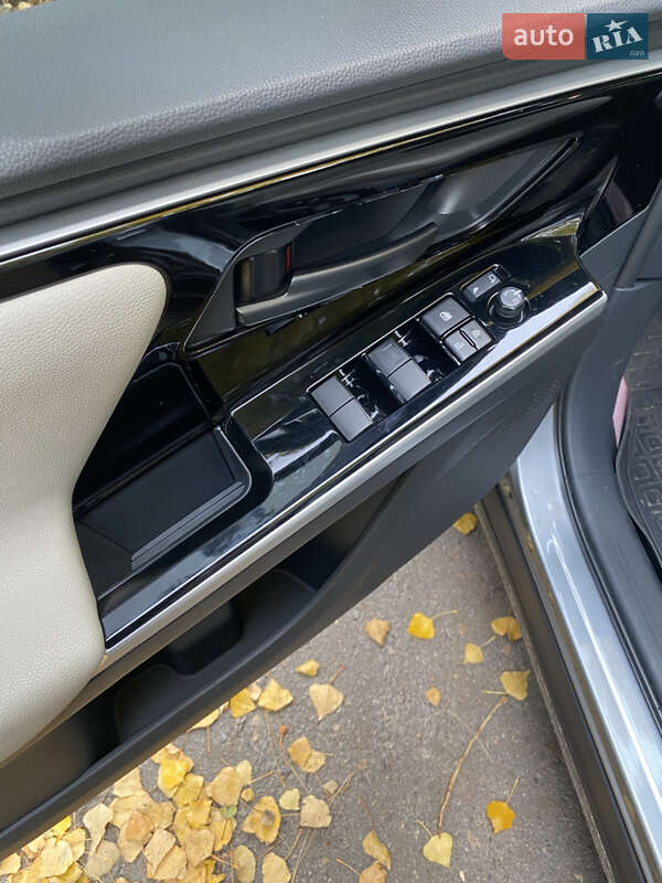 Позашляховик / Кросовер Toyota bZ4X 2022 в Харкові