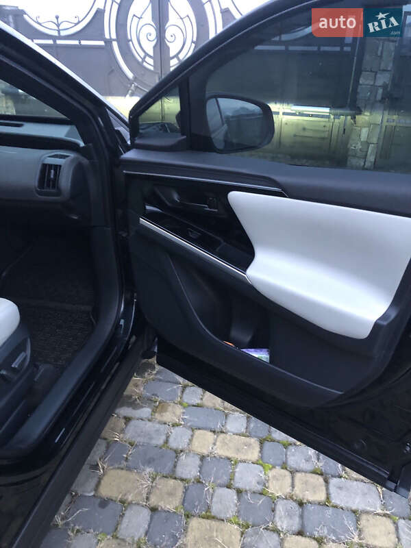 Позашляховик / Кросовер Toyota bZ4X 2022 в Косові фото 29 Позашляховик / Кросовер Toyota bZ4X 2022 в Косові