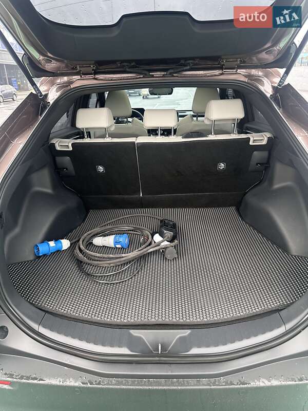 Позашляховик / Кросовер Toyota bZ4X 2022 в Полтаві