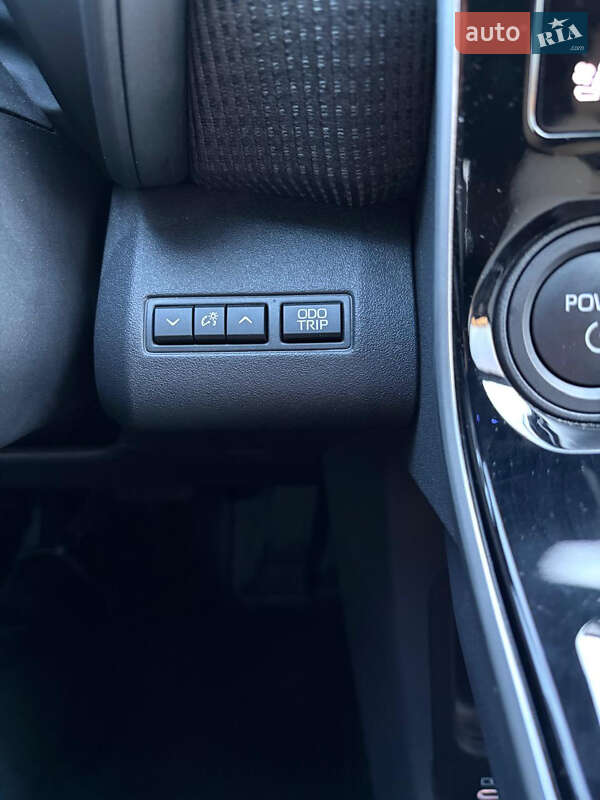 Внедорожник / Кроссовер Toyota bZ4X 2023 в Луцке