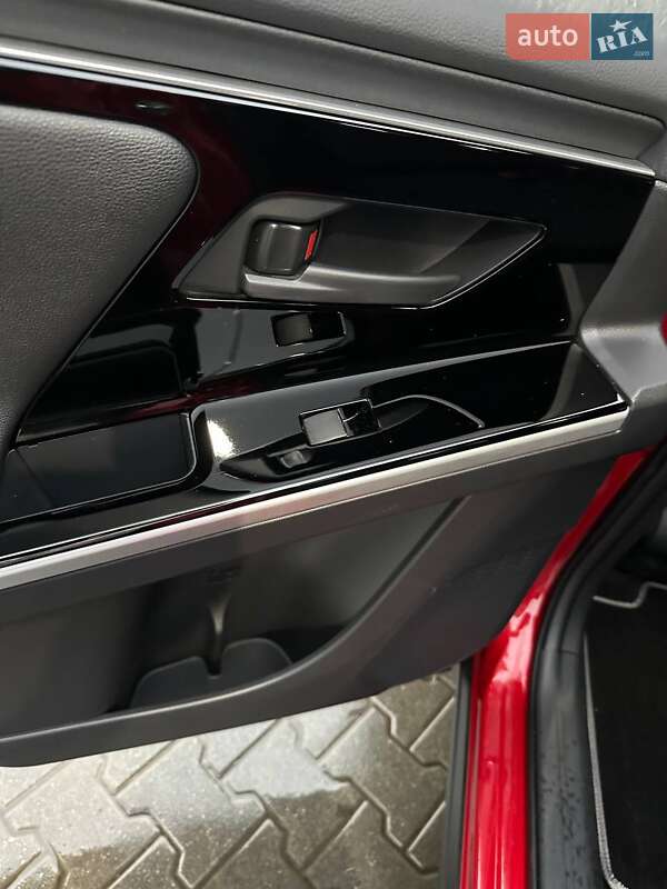 Позашляховик / Кросовер Toyota bZ4X 2023 в Києві