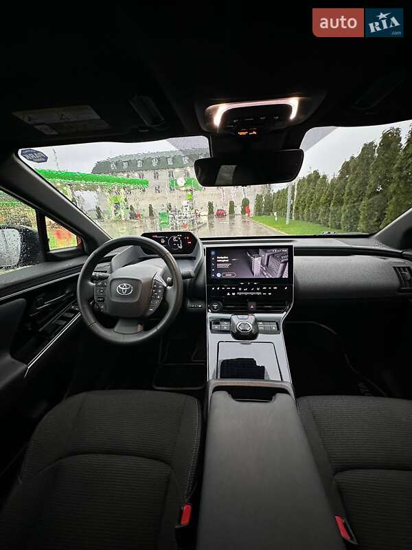 Позашляховик / Кросовер Toyota bZ4X 2023 в Києві