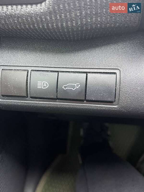 Внедорожник / Кроссовер Toyota bZ4X 2023 в Киеве фото 8 Внедорожник / Кроссовер Toyota bZ4X 2023 в Киеве