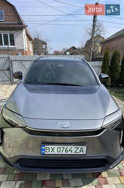 Внедорожник / Кроссовер Toyota bZ4X 2023 в Киеве
