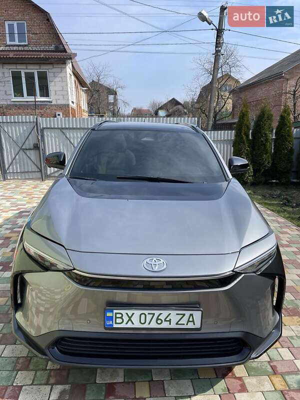 Toyota bZ4X 2023 Toyota bZ4X 2023