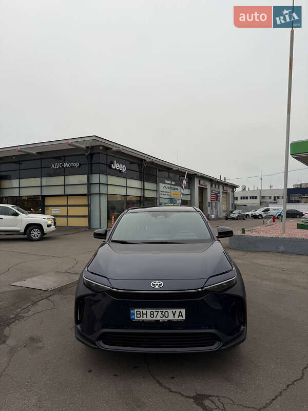 Позашляховик / Кросовер Toyota bZ4X 2024 в Одесі