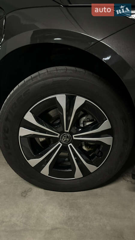 Внедорожник / Кроссовер Toyota bZ4X 2022 в Киеве фото 7 Внедорожник / Кроссовер Toyota bZ4X 2022 в Киеве