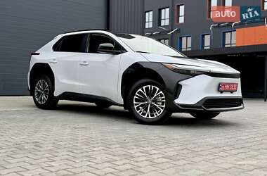Позашляховик / Кросовер Toyota bZ4X 2024 в Дубні