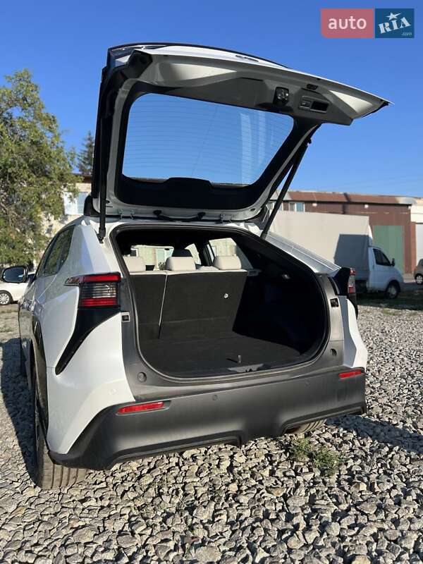 Внедорожник / Кроссовер Toyota bZ4X 2022 в Харькове