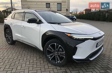 Позашляховик / Кросовер Toyota bZ4X 2023 в Львові
