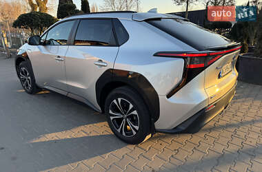 Позашляховик / Кросовер Toyota bZ4X 2024 в Луцьку