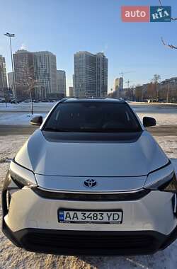 Внедорожник / Кроссовер Toyota bZ4X 2024 в Киеве