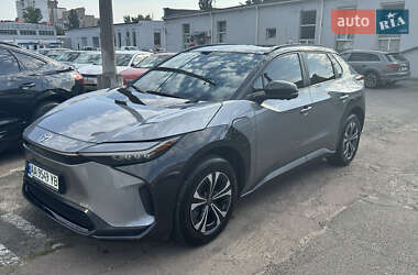 Внедорожник / Кроссовер Toyota bZ4X 2022 в Киеве