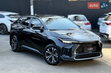 Внедорожник / Кроссовер Toyota bZ4X 2022 в Киеве