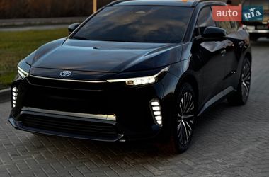 Позашляховик / Кросовер Toyota bZ4X 2022 в Харкові