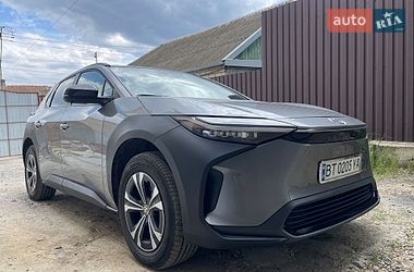 Внедорожник / Кроссовер Toyota bZ4X 2023 в Николаеве