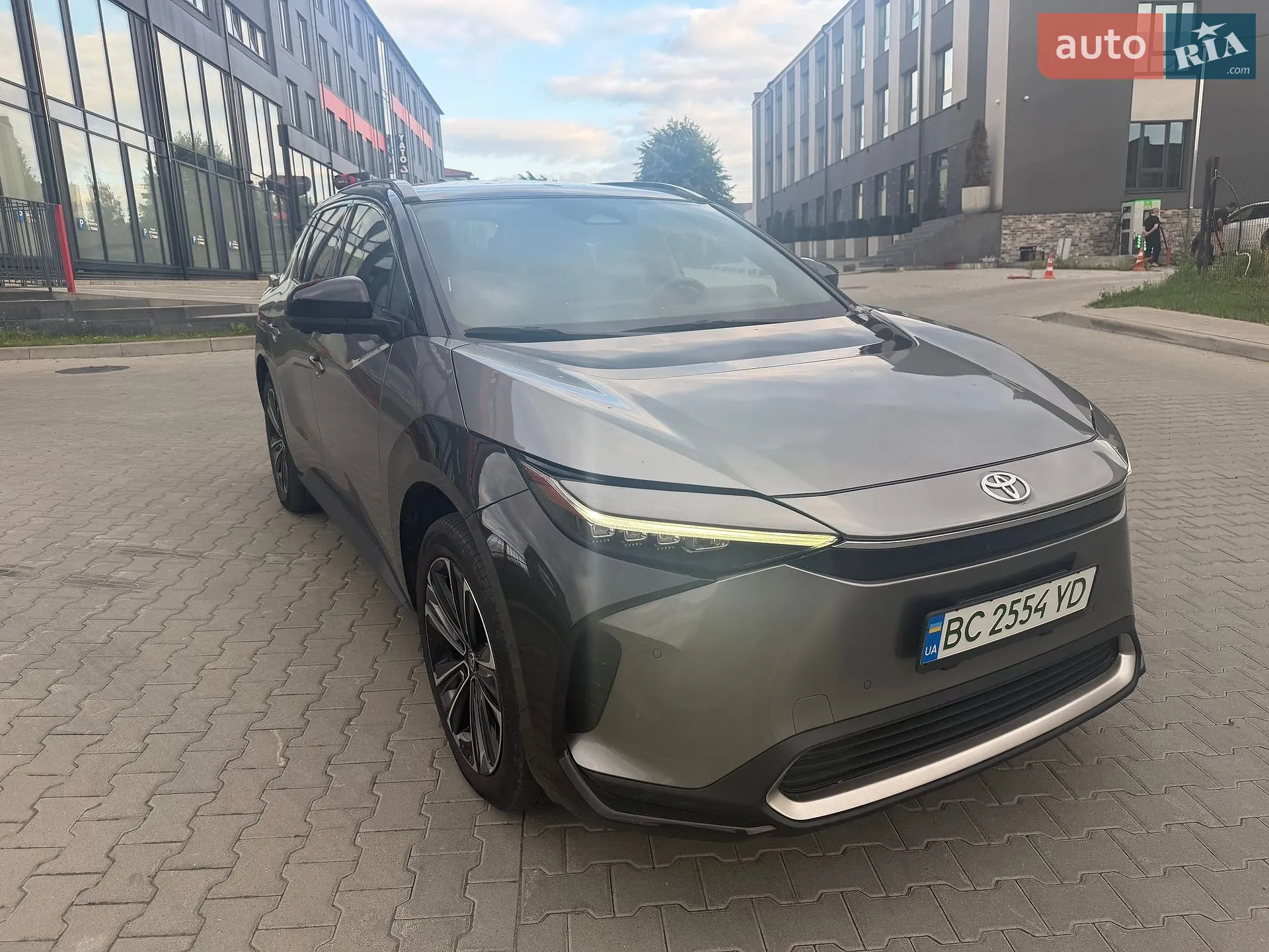 2023 Toyota bZ4X - мініатюра 4