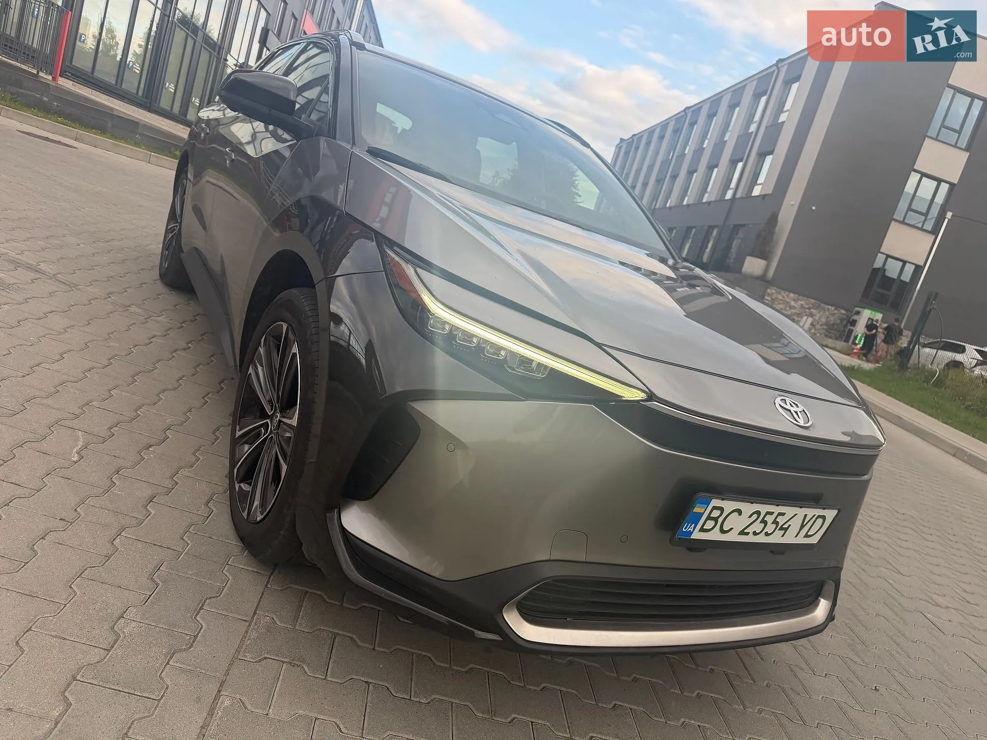 2023 Toyota bZ4X - мініатюра 8