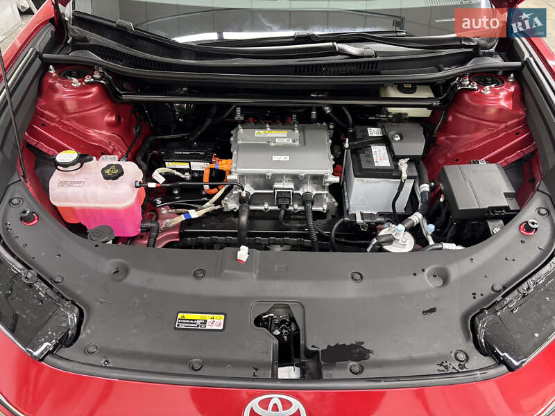 Внедорожник / Кроссовер Toyota bZ5 2025 в Киеве