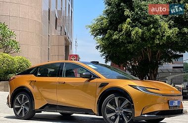 Внедорожник / Кроссовер Toyota bZ5 2025 в Одессе