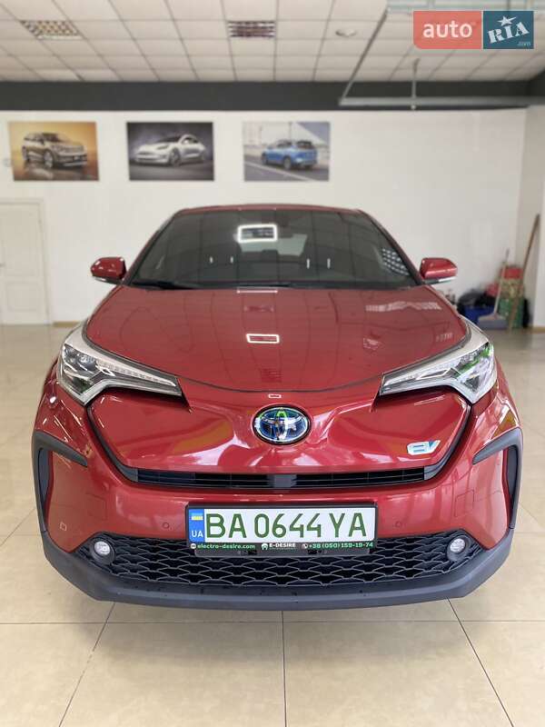 Позашляховик / Кросовер Toyota C-HR EV 2020 в Кропивницькому фото 4 Позашляховик / Кросовер Toyota C-HR EV 2020 в Кропивницькому