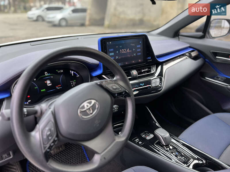 Внедорожник / Кроссовер Toyota C-HR EV 2022 в Черновцах фото 19 Внедорожник / Кроссовер Toyota C-HR EV 2022 в Черновцах