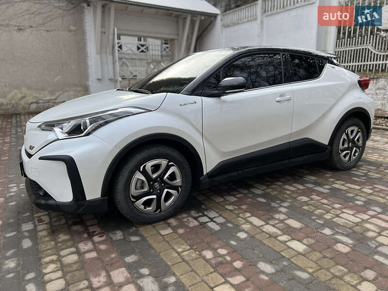 Внедорожник / Кроссовер Toyota C-HR EV 2022 в Черновцах фото 18 Внедорожник / Кроссовер Toyota C-HR EV 2022 в Черновцах