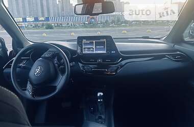 Внедорожник / Кроссовер Toyota C-HR EV 2019 в Киеве