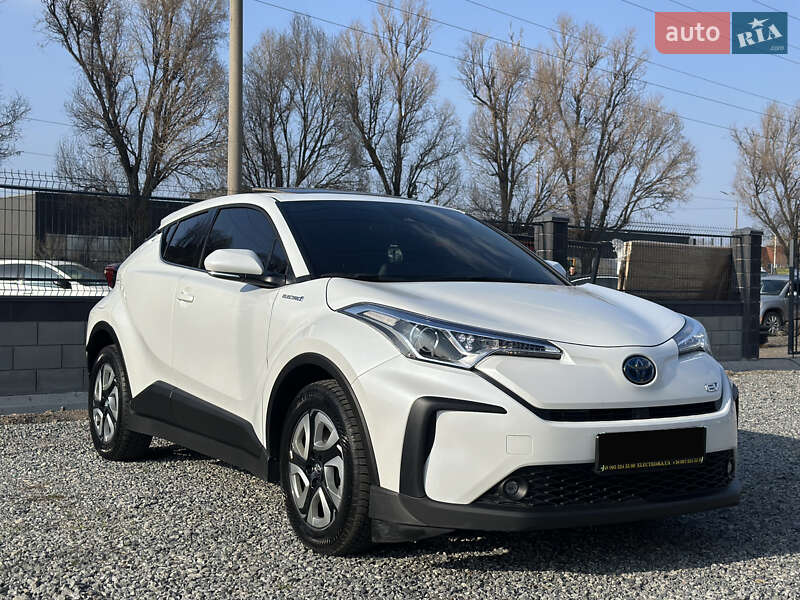 Toyota C-HR EV 2021