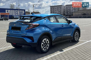 Внедорожник / Кроссовер Toyota C-HR EV 2020 в 