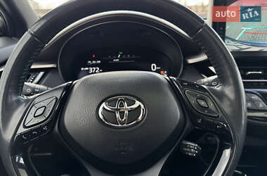 Внедорожник / Кроссовер Toyota C-HR EV 2020 в 
