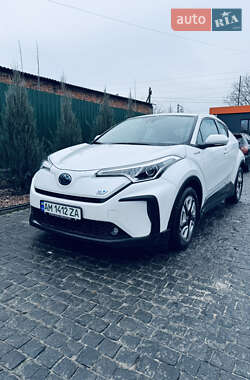 Внедорожник / Кроссовер Toyota C-HR EV 2021 в Коростышеве