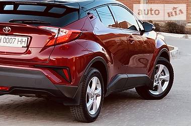 Внедорожник / Кроссовер Toyota C-HR 2019 в Одессе