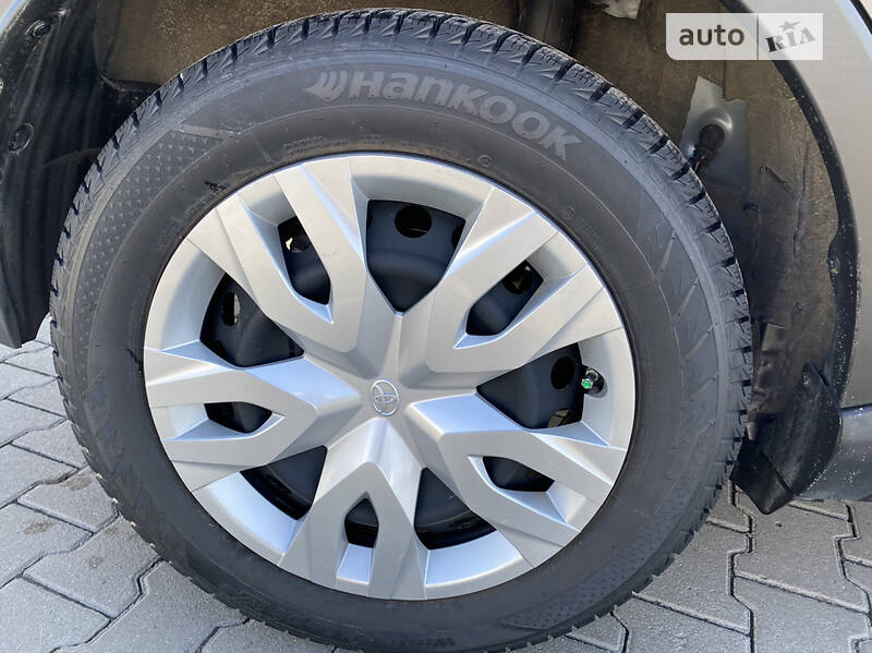 Позашляховик / Кросовер Toyota C-HR 2021 в Хмельницькому фото 27 Позашляховик / Кросовер Toyota C-HR 2021 в Хмельницькому