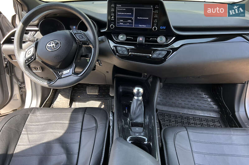 Внедорожник / Кроссовер Toyota C-HR 2019 в Николаеве