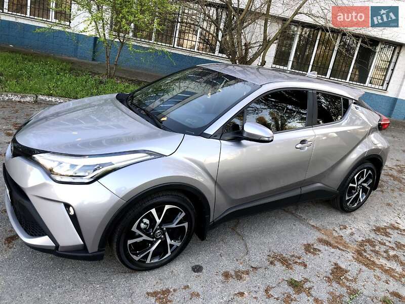 Позашляховик / Кросовер Toyota C-HR 2020 в Дніпрі фото 2 Позашляховик / Кросовер Toyota C-HR 2020 в Дніпрі
