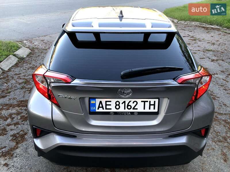 Позашляховик / Кросовер Toyota C-HR 2020 в Дніпрі фото 5 Позашляховик / Кросовер Toyota C-HR 2020 в Дніпрі